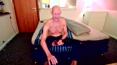 Snapshot of oneness1 chatting on July 2026 11:00:01 PM oneness1 online show from July 2026 11:00:01 PM
