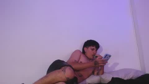 onixandghosty online show from April 2026 01:42:02 AM