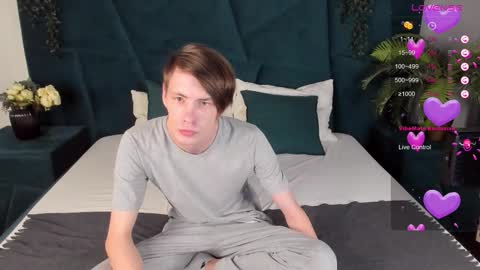 Snapshot of only_eric chatting on February 2025 08:47:01 PM Erick online show from February 2025 08:47:01 PM