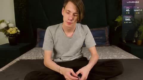 Snapshot of only_eric chatting on February 2025 04:14:02 PM Erick online show from February 2025 04:14:02 PM