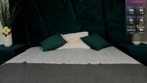 Snapshot of only_eric chatting on November 2025 07:41:01 AM Erick online show from November 2025 07:41:01 AM