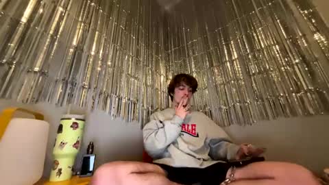 Snapshot of only_french_boy chatting on December 2024 06:19:02 PM French-boy online show from December 2024 06:19:02 PM