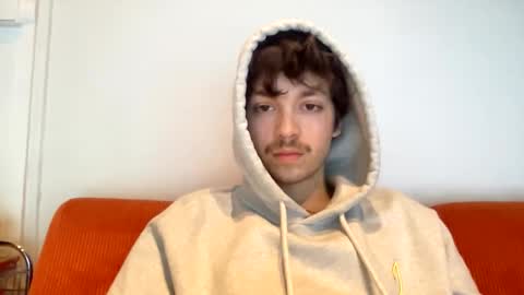 Snapshot of only_french_boy chatting on November 2025 08:32:01 PM French-boy online show from November 2025 08:32:01 PM