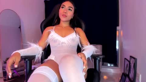 misssaray official online show from November 2025 11:59:02 PM