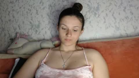 Amalia online show from April 2026 06:09:01 PM