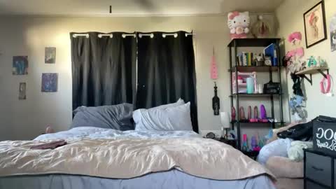 Onyx online show from November 2025 08:27:02 PM