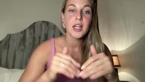 Snapshot of onyx_unleashed chatting on November 2025 01:05:02 AM onyx_unleashed online show from November 2025 01:05:02 AM