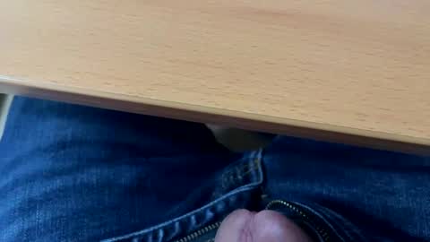 ooiskyfalloo online show from December 2024 05:26:01 AM