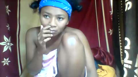Snapshot of oooozafiette chatting on June 2026 07:14:01 PM oooozafiette online show from June 2026 07:14:01 PM