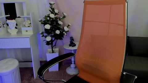 Snapshot of opalnova23 chatting on May 2026 08:42:01 AM Nova online show from May 2026 08:42:01 AM