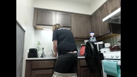 Snapshot of opalockajoe chatting on December 2024 04:22:01 AM TsJojo online show from December 2024 04:22:01 AM