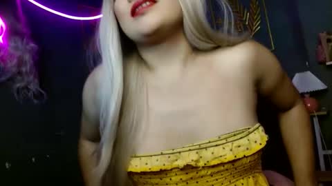 anura online show from December 2025 04:08:02 AM