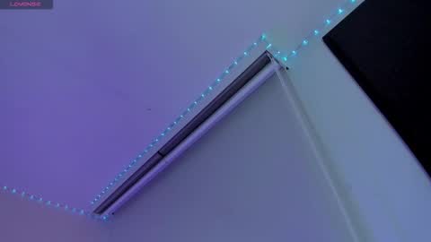 Miss Guzman  online show from February 2026 11:12:01 PM