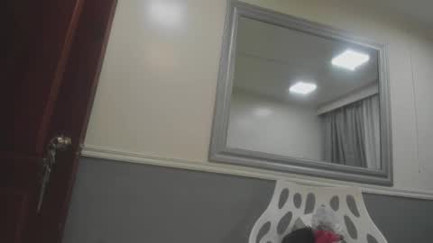 Oriana  online show from March 2026 10:52:01 AM