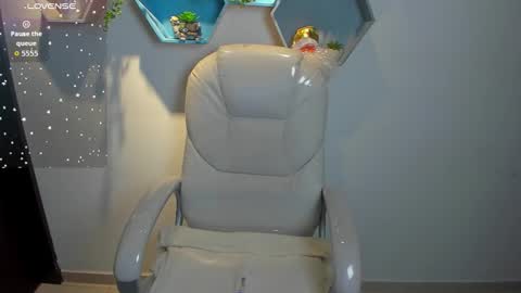 O R I  online show from December 2025 03:05:01 AM