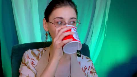 Orianna -  Hi Im into geek culture cosplay crafting LARP games. Shall we play DnD online show from October 2025 01:21:01 PM