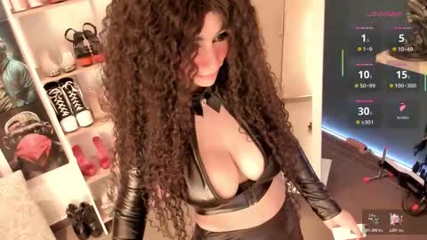 oriana online show from November 2025 10:12:01 PM