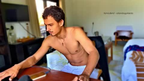 Fansly and Instagram -  online show from January 2026 05:21:02 AM