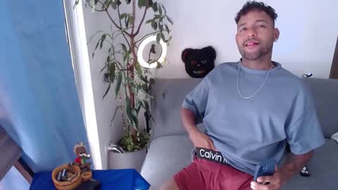 Snapshot of orlando_horny chatting on October 2025 06:39:02 PM orlando_horny online show from October 2025 06:39:02 PM