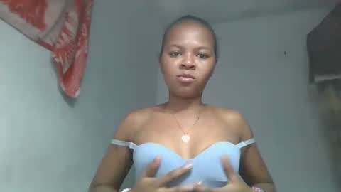 ornellahhh online show from October 2025 06:57:01 AM