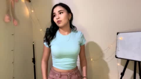 Angel online show from December 2025 11:30:02 AM