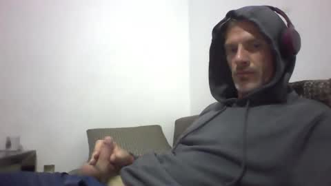 orwel09 online show from November 2025 08:13:02 PM