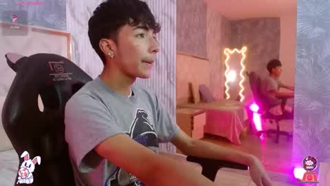 osamu_tay online show from February 2026 07:32:02 PM