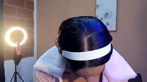 osarito3x online show from April 2026 12:56:01 AM