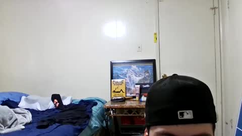 Snapshot of oscar1992toyota chatting on January 2025 07:28:01 PM oscar1992toyota online show from January 2025 07:28:01 PM