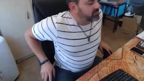 Snapshot of oscar_msng chatting on June 2026 04:13:02 PM Oscar online show from June 2026 04:13:02 PM