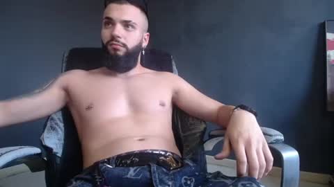 OscarWills online show from June 2026 12:22:01 PM