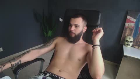 OscarWills online show from July 2026 10:39:01 AM