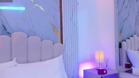 Oshun  online show from September 2025 12:51:02 PM