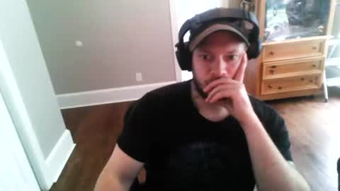Snapshot of osiris_xxx chatting on June 2026 02:10:02 PM college beef online show from June 2026 02:10:02 PM