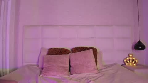 Osirismansour online show from March 2025 03:59:02 PM