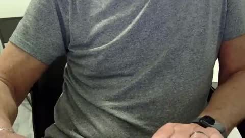 Ossi online show from April 2026 01:52:01 AM