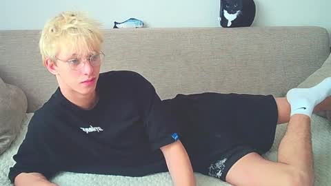 Ostin online show from December 2024 06:45:02 AM