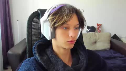 Ostin online show from October 2025 07:31:01 AM