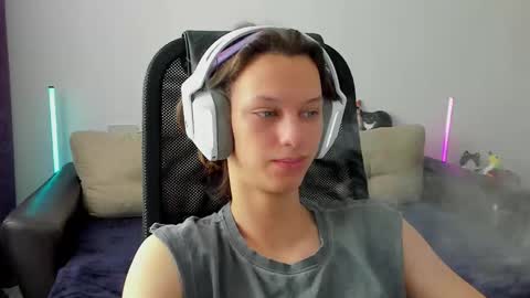 Ostin online show from February 2026 08:04:01 AM