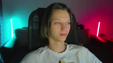 Ostin online show from April 2026 02:28:02 PM