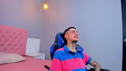 Ostin baby online show from December 2024 03:59:02 PM