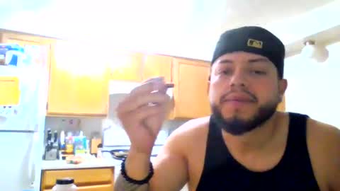 Snapshot of otherwonn11 chatting on May 2026 06:36:01 PM Chulo CLos online show from May 2026 06:36:01 PM