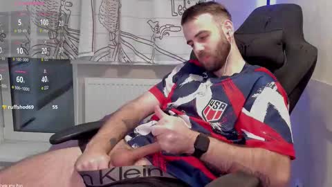 Otis online show from October 2025 09:05:02 PM