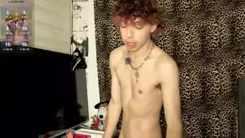 Snapshot of otter_star chatting on March 2026 04:07:02 AM Princces Albert online show from March 2026 04:07:02 AM