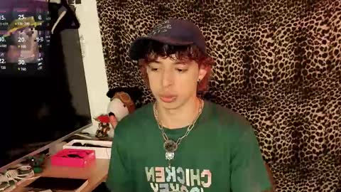 Snapshot of otter_star chatting on March 2026 03:11:02 AM Princces Albert online show from March 2026 03:11:02 AM