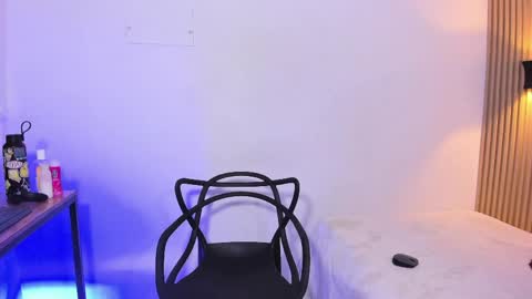 Otto Andrew online show from April 2026 11:24:01 PM