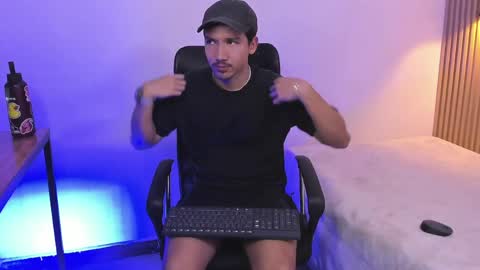 Otto Andrew online show from April 2026 04:06:02 AM