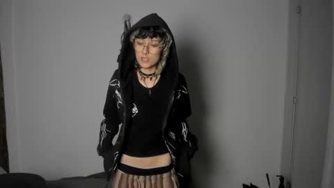 Otto 3 online show from February 2025 12:43:01 AM