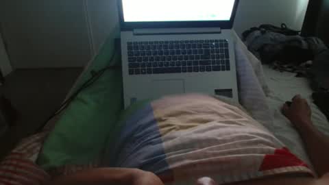 Snapshot of oudzktjong chatting on December 2024 11:40:01 AM kars online show from December 2024 11:40:01 AM