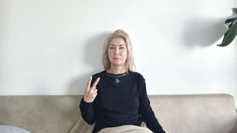 Irma Sophia  Dan online show from December 2024 09:17:02 AM